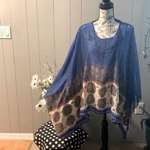 Chiffon Kaftan sleeves blouse.